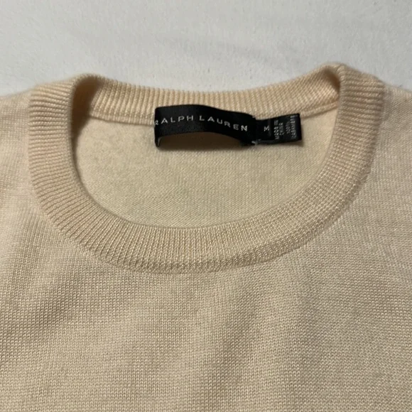 RALPH LAUREN | 100% cashmere crewneck sweater in cream, size medium - Picture 4 of 6
